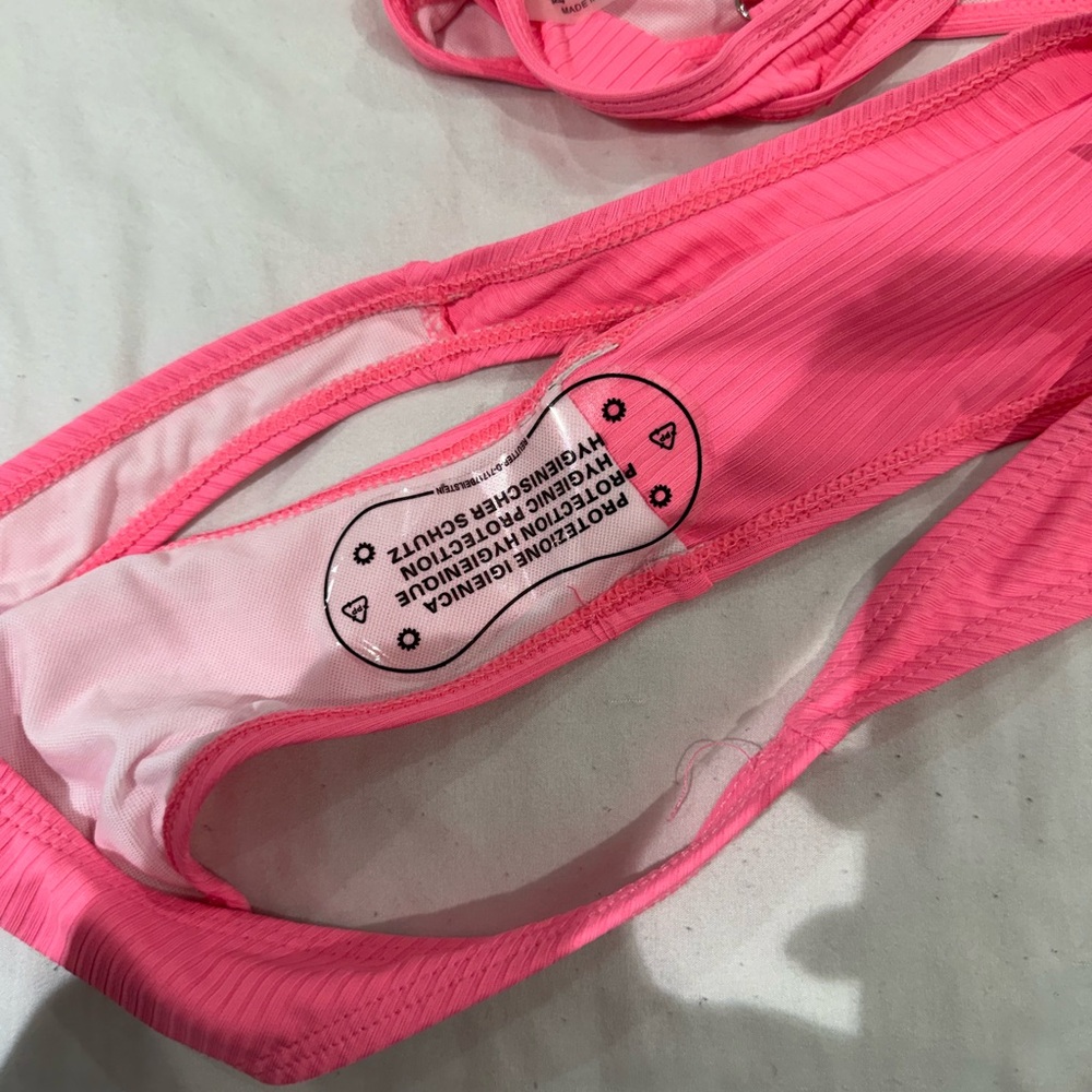 Pink Ribbed Bikini Set - Picture 4 of 4